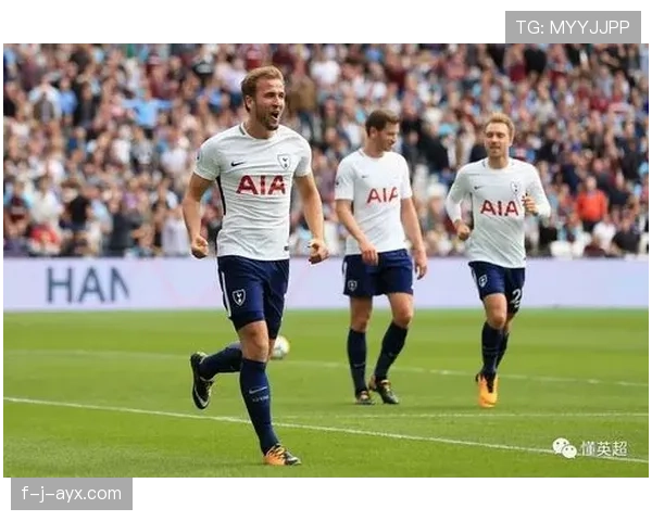 弗林·唐斯英超赛季表现抢眼，助力诺里奇城冲击欧战资格