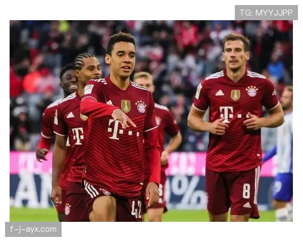 德甲经典对决：球队加时赛顽强逆转，彰显不屈斗志