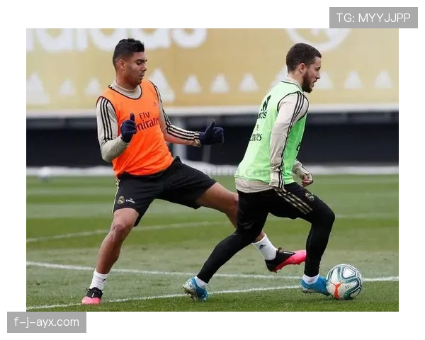 马德里德比重燃战火:皇马主场迎战马竞,争夺西甲关键三分 马德里德比重燃战火:皇马主场迎战马竞,争夺西甲关键三分