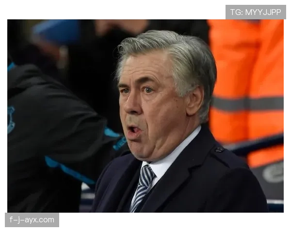 卡瓦尼持续表现稳健，再次成为球队胜利的重要力量